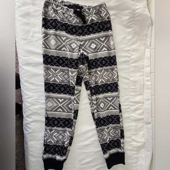Old Navy Kids Youth Winter Fleece Pajama Set Black Gray Size Medium 8 EUC - Picture 4 of 6
